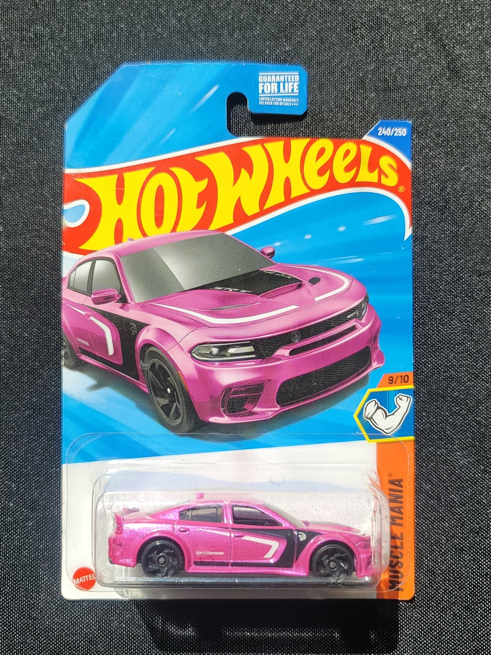 HOT WHEELS MUSCLE MANIA '20 DODGE CHARGER HELLCAT PINK 1:64 DIECAST UNOPENED